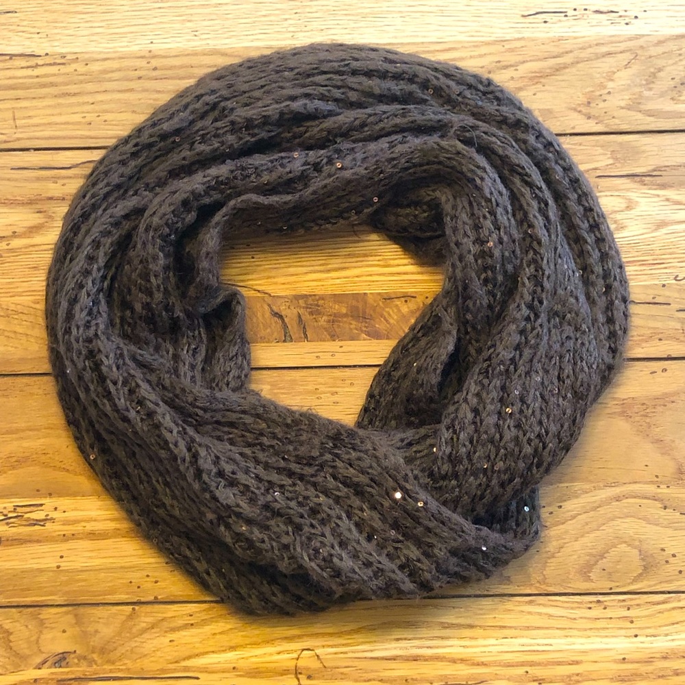 Used.  Knitted Infinity Fashion Scarf.